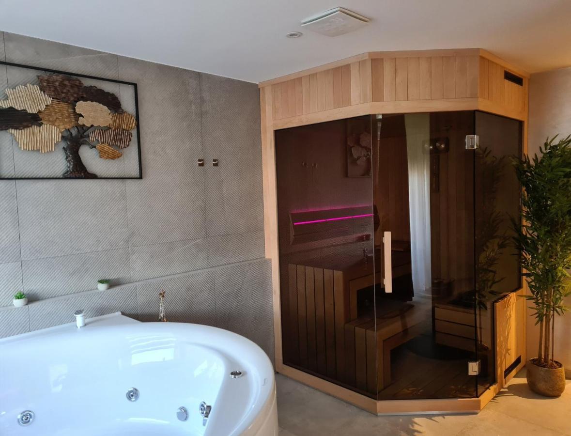 Wellness Apartments Varaždin Eksteriør billede