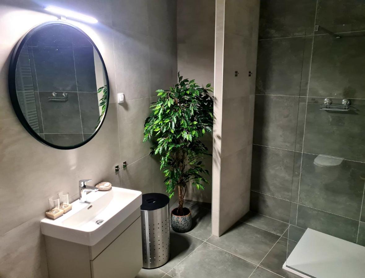 Wellness Apartments Varaždin Eksteriør billede